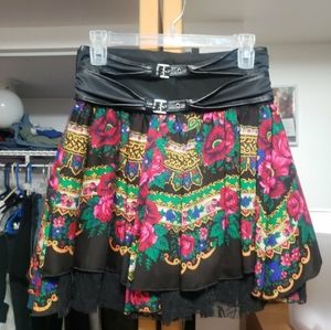 Folk skirt